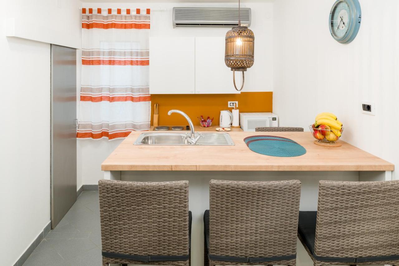 Studio Apartment Sesula Split Exteriör bild